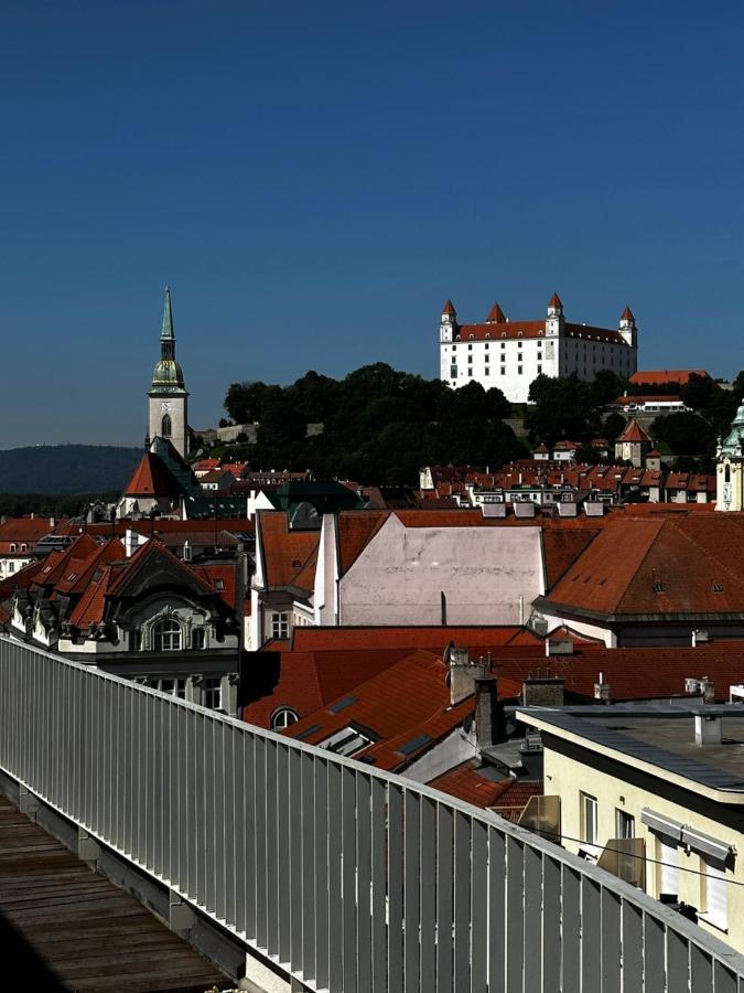 Luxury Penthouse At The Historical Centre With Free Parking Apartment Bratislava Exterior photo