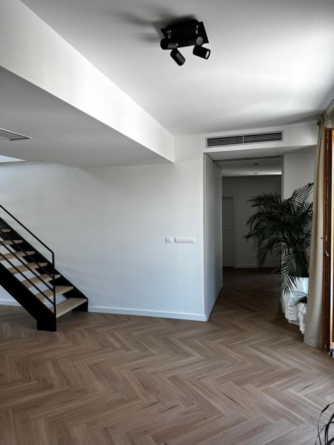 Luxury Penthouse At The Historical Centre With Free Parking Apartment Bratislava Exterior photo