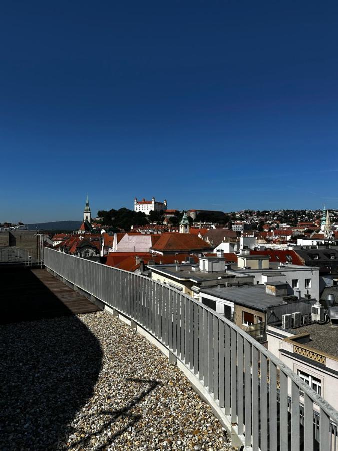 Luxury Penthouse At The Historical Centre With Free Parking Apartment Bratislava Exterior photo