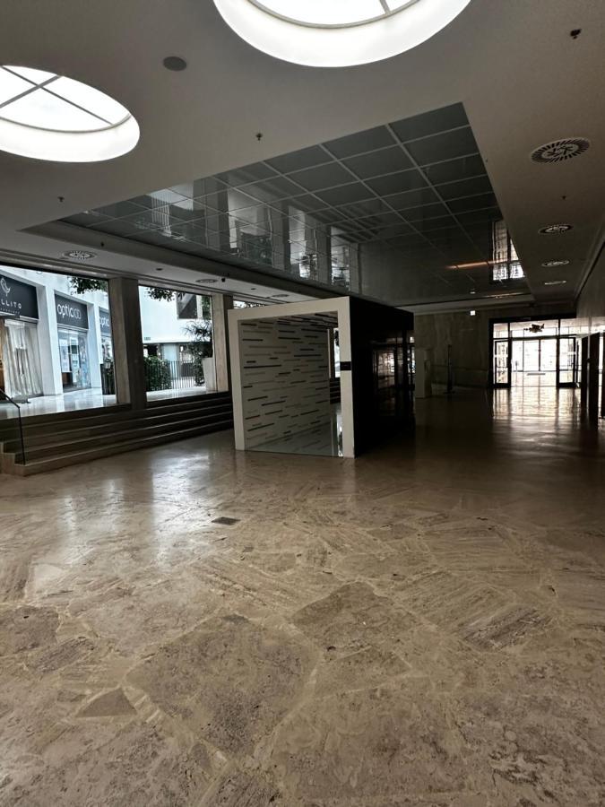Luxury Penthouse At The Historical Centre With Free Parking Apartment Bratislava Exterior photo