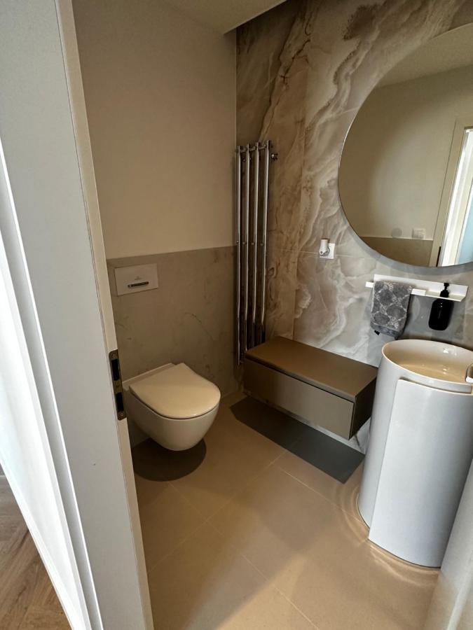 Luxury Penthouse At The Historical Centre With Free Parking Apartment Bratislava Exterior photo