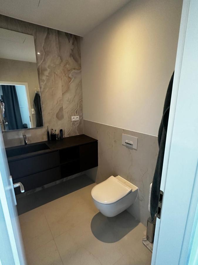 Luxury Penthouse At The Historical Centre With Free Parking Apartment Bratislava Exterior photo